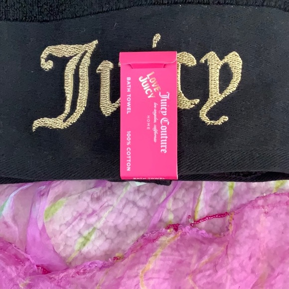 Juicy Couture Home Gold Embroidered Name Plush Oversised Towels - Picture 2 of 4